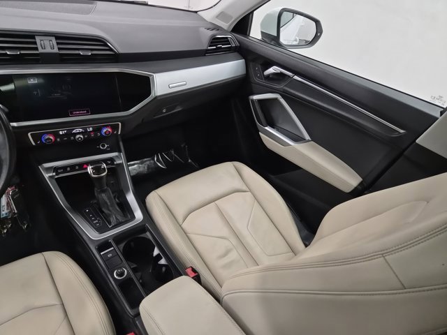 Used 2019 Audi Q3 2.0T Premium image 14