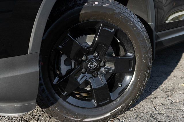 New 2026 Honda Ridgeline Black Edition image 2