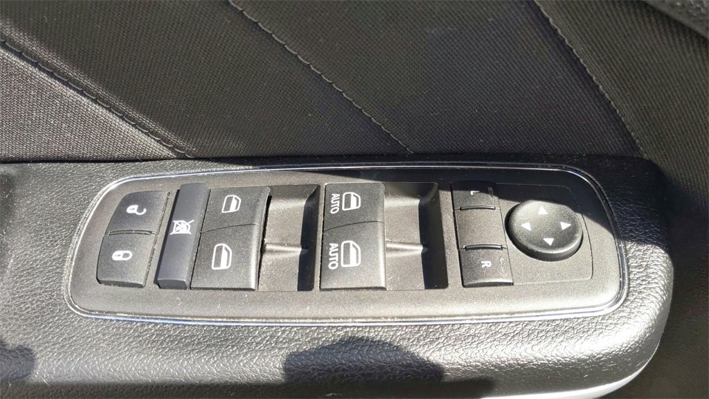 Used 2023 Dodge Charger SXT image 16
