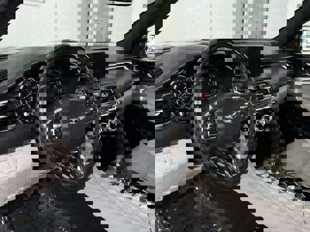 Used 2023 Genesis G70 2.0T image 14