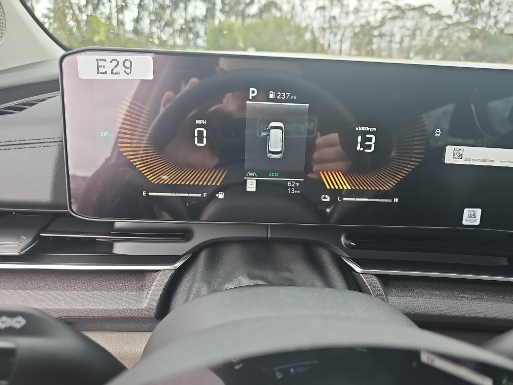 New 2026 Kia Carnival EX image 14