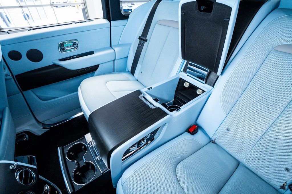 Used 2022 Rolls-Royce Cullinan image 69