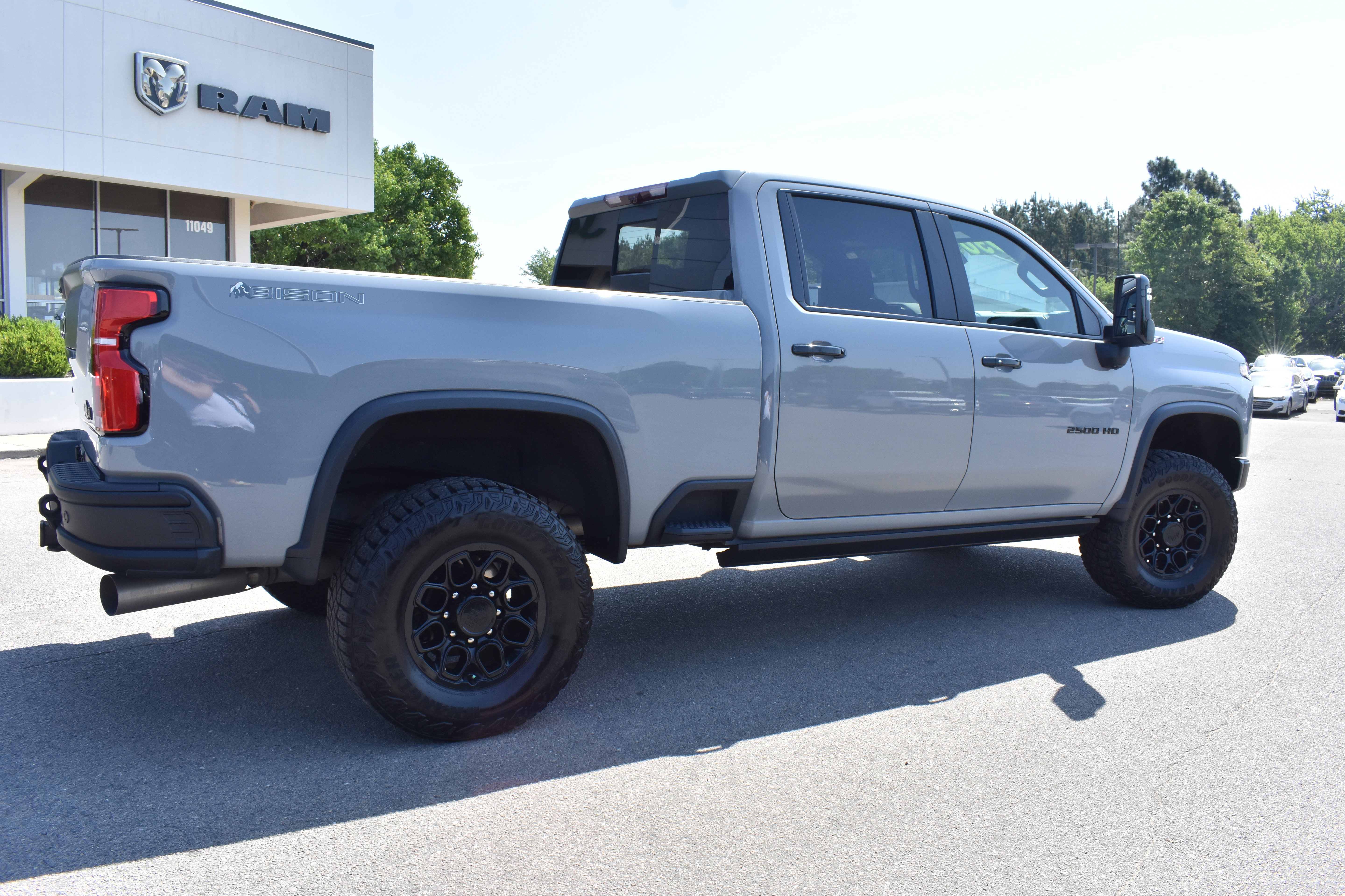 Used 2024 Chevrolet Silverado 2500 ZR2 w/ ZR2 Bison Edition AWD/4WD image 10