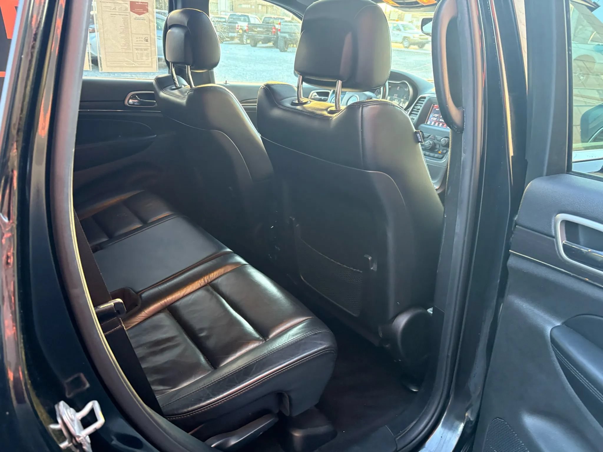 Used 2018 Jeep Grand Cherokee Limited AWD/4WD image 17