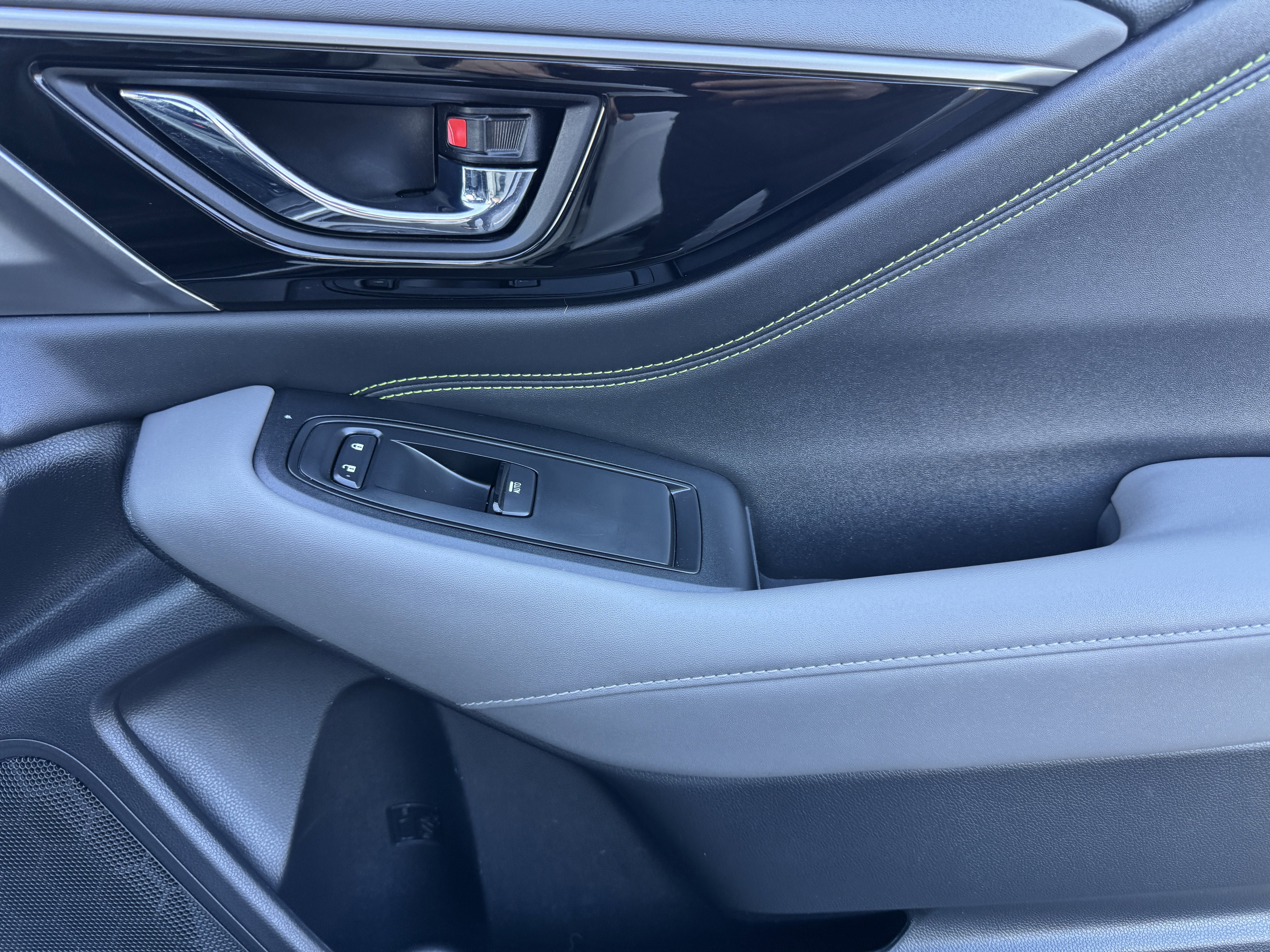 Used 2020 Subaru Outback Onyx Edition XT AWD/4WD image 23