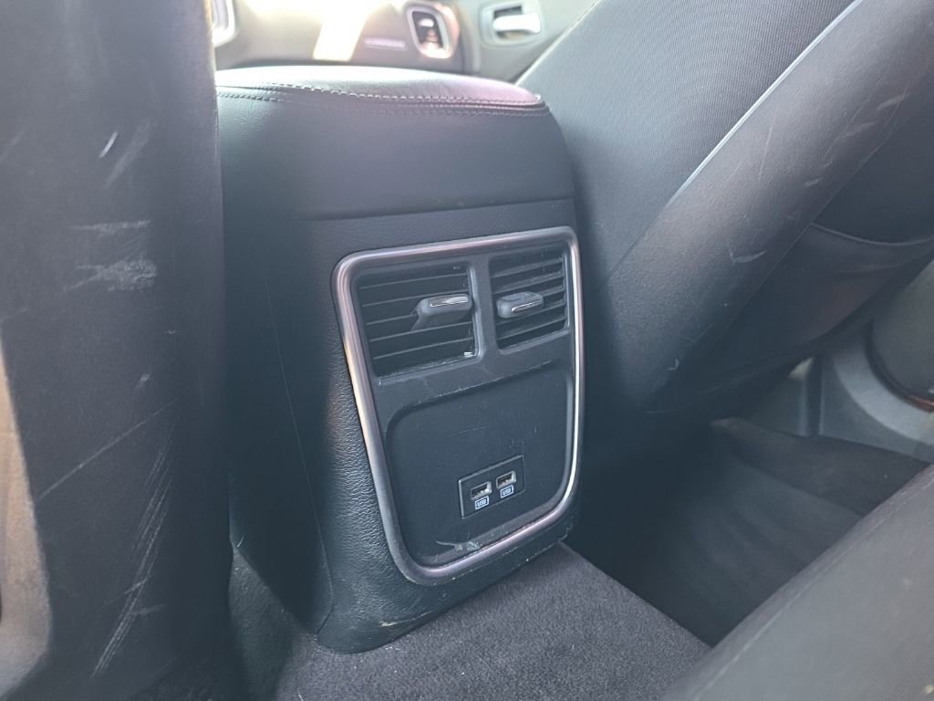 Used 2017 Dodge Charger SE w/ Popular Equipment Group image 13