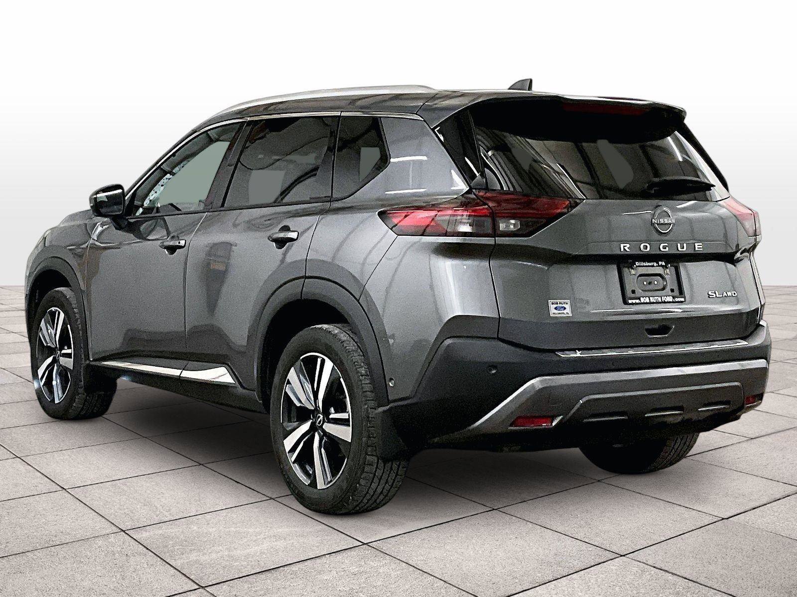 Used 2022 Nissan Rogue SL w/ SL Premium Package AWD/4WD image 10