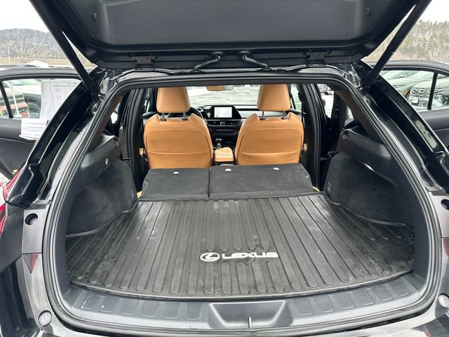 Used 2024 Lexus UX 250h AWD w/ Premium Package image 22