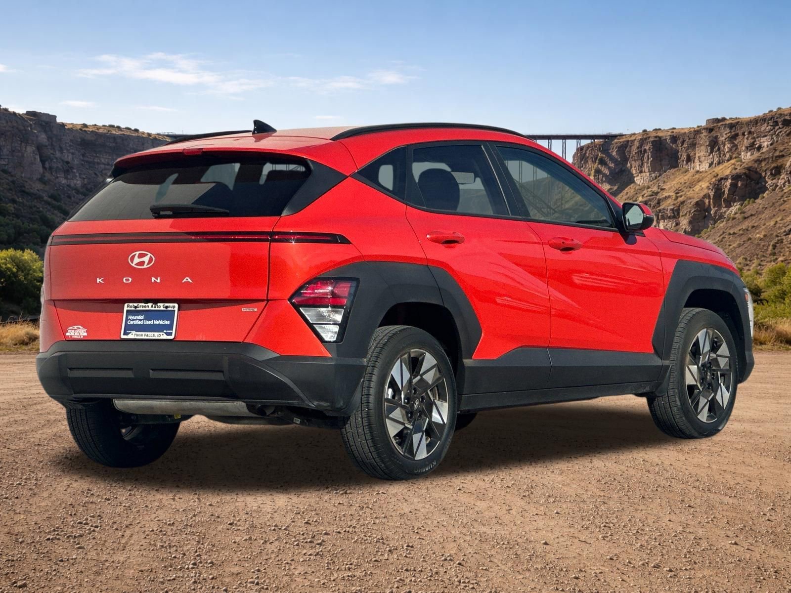 Certified 2025 Hyundai Kona SEL image 3
