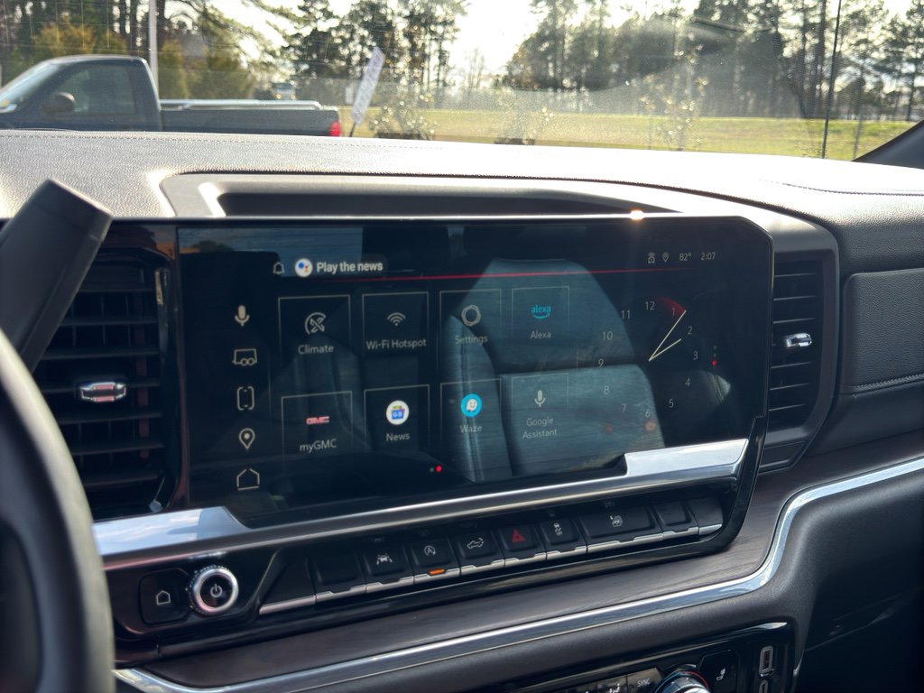 Used 2025 GMC Sierra 1500 SLT image 23