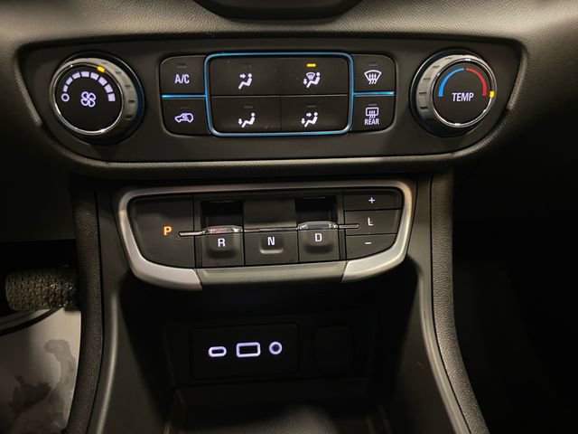 Used 2024 GMC Terrain SLE image 21