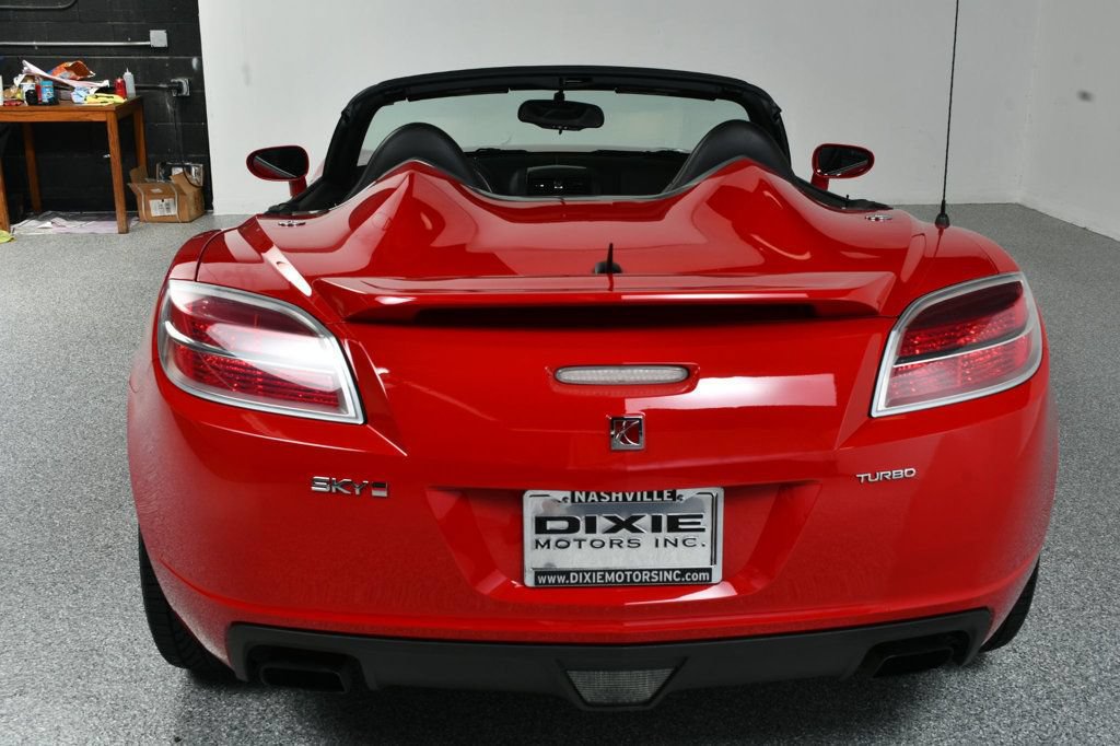 Used 2007 Saturn Sky Red Line RWD image 24