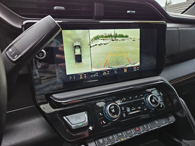 Used 2024 GMC Sierra 3500 AT4 w/ AT4 Preferred Package image 34