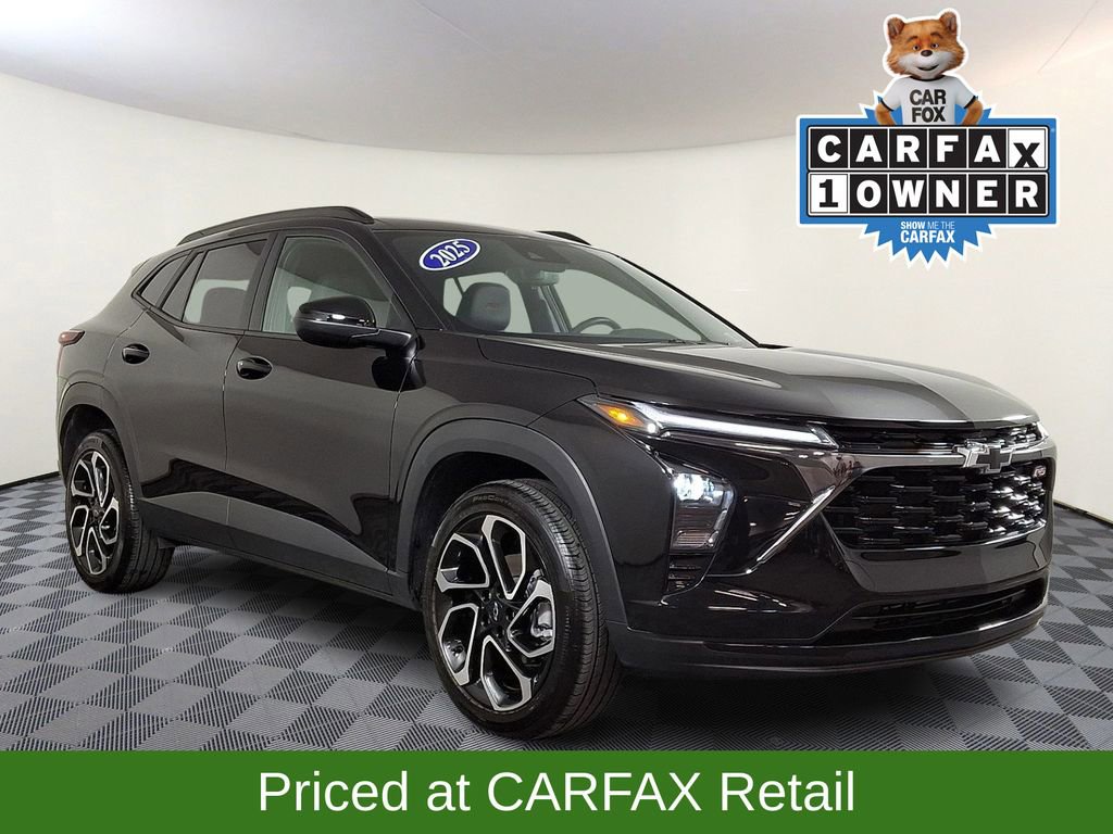 Used 2025 Chevrolet Trax RS