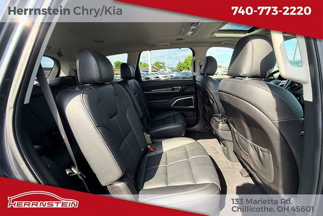 Used 2021 Kia Telluride EX w/ EX Premium Package AWD/4WD image 32