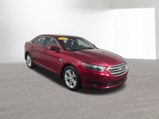Used 2017 Ford Taurus SEL FWD image 11