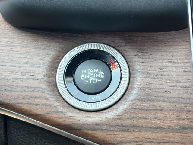 Certified 2022 Jeep Grand Cherokee Summit AWD/4WD image 28