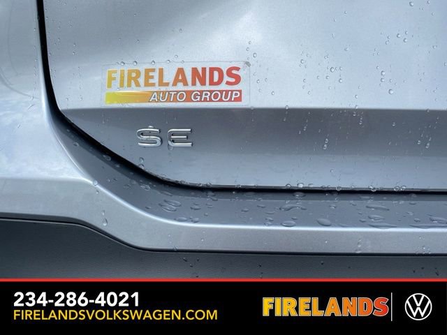 New 2025 Volkswagen Tiguan SE image 19