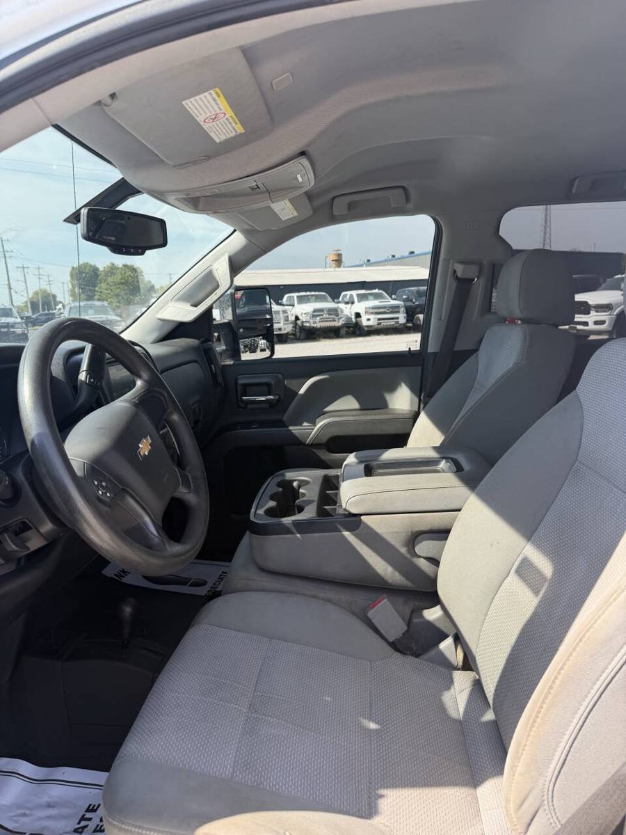 Used 2018 Chevrolet Silverado 2500 W/T w/ WT Convenience Package AWD/4WD image 10