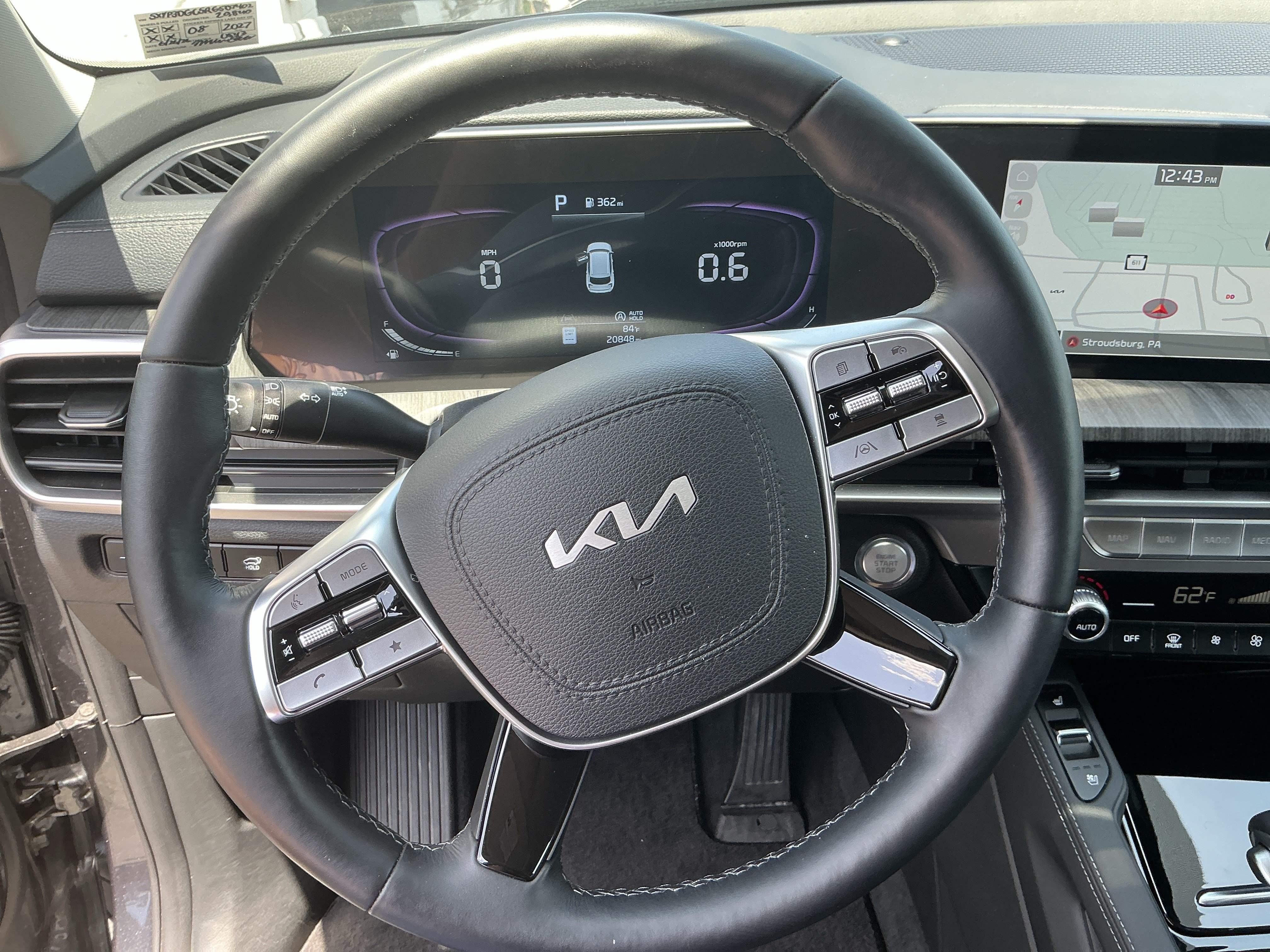Certified 2024 Kia Telluride EX w/ EX Captain's Chair Package AWD/4WD image 16