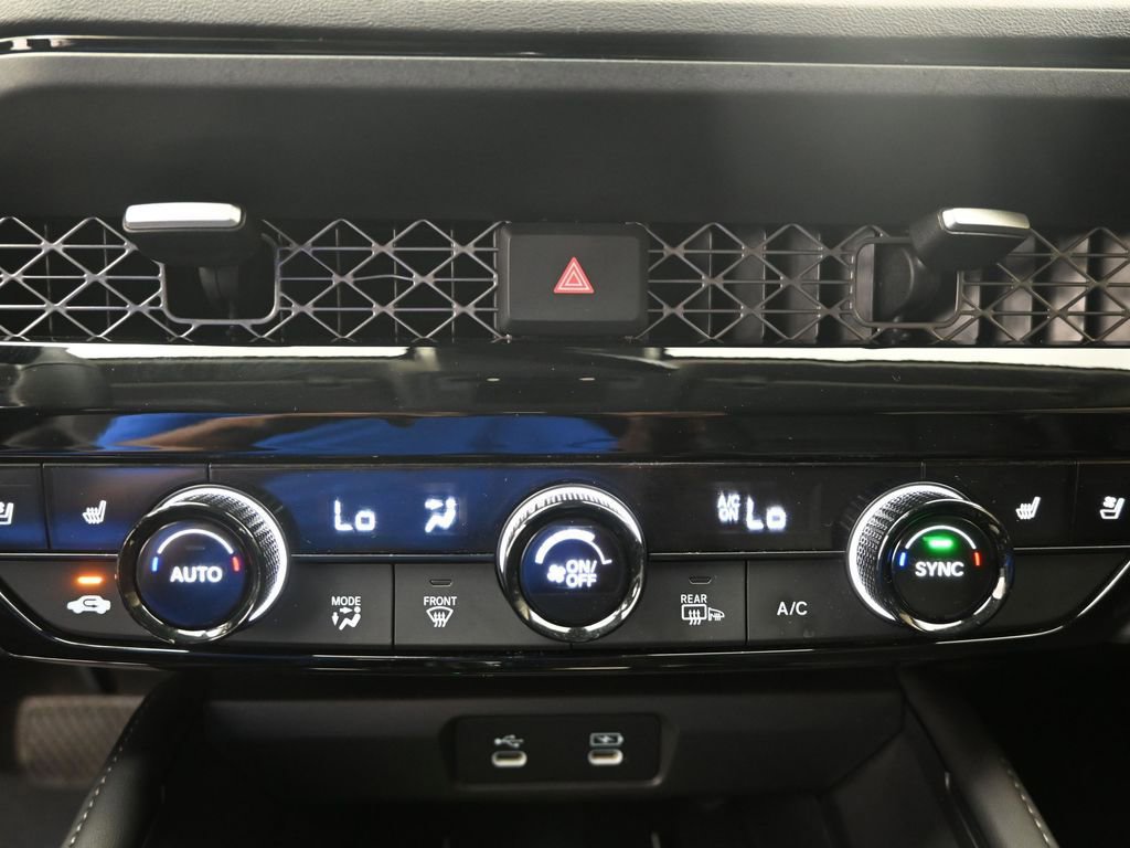 Used 2023 Honda Accord Touring image 15