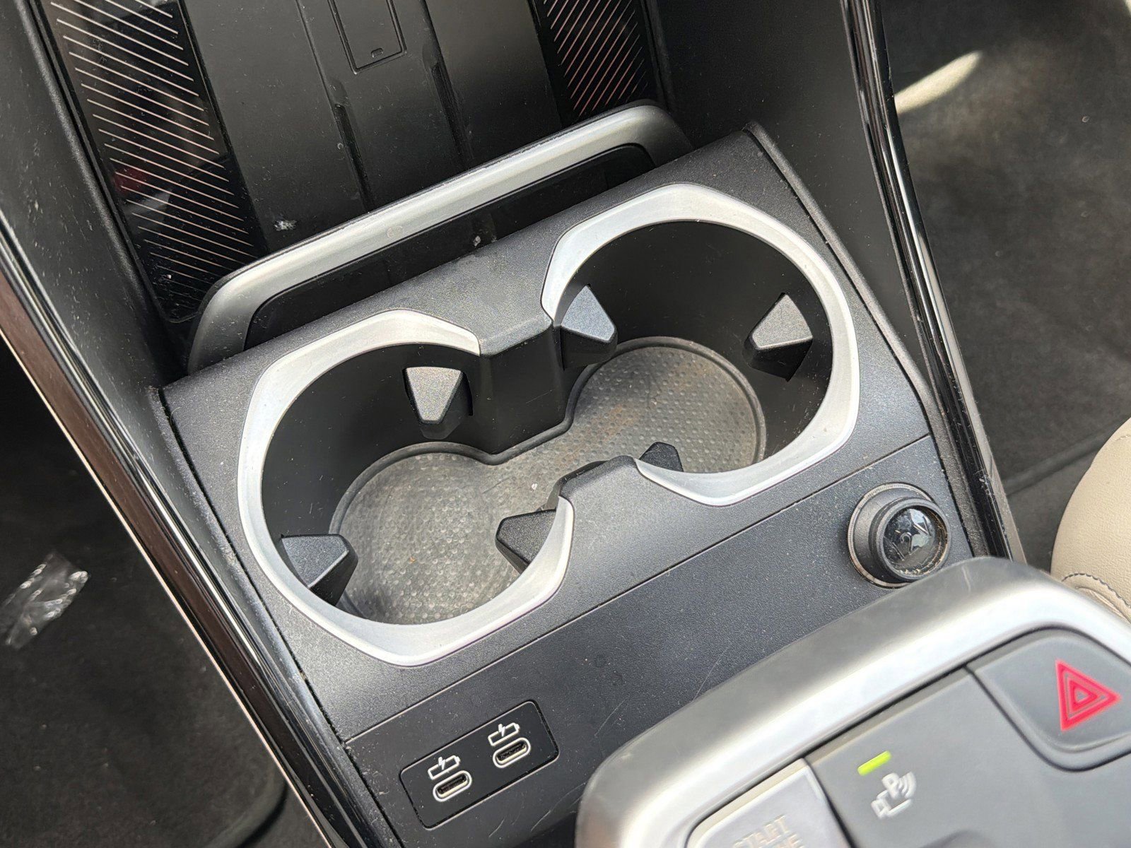 Certified 2025 BMW X2 xDrive28i AWD/4WD image 30