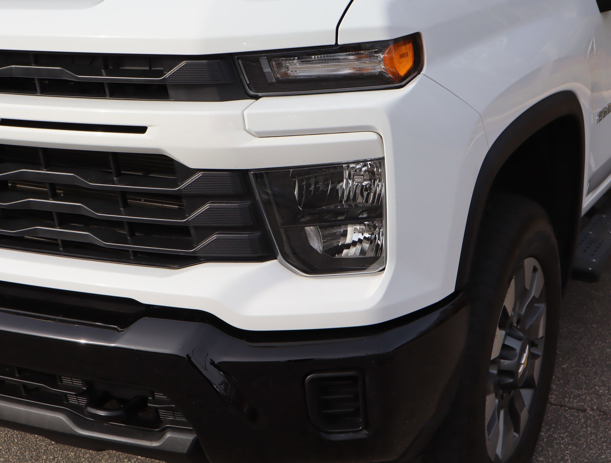 Certified 2024 Chevrolet Silverado 2500 Custom w/ Custom Convenience Package image 11