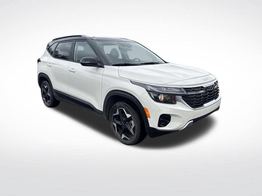 Used 2026 Kia Seltos S AWD/4WD image 2
