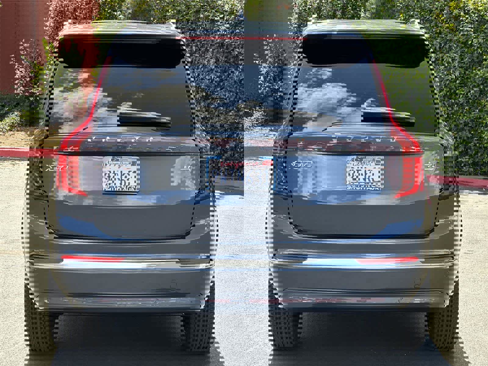 Used 2026 Volvo XC90 B6 Plus image 5