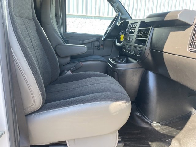 Used 2024 Chevrolet Express 2500 w/ Driver Convenience Package image 20
