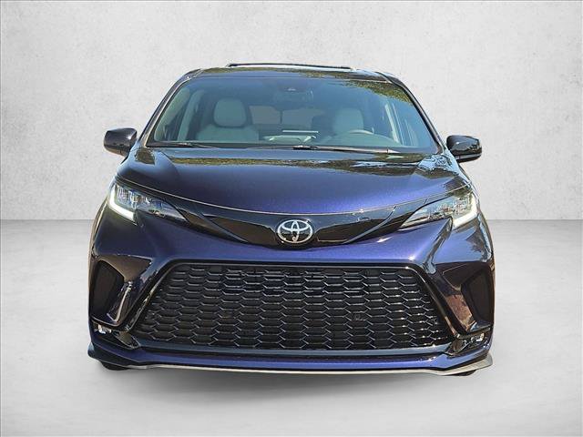 New 2026 Toyota Sienna XSE FWD image 6