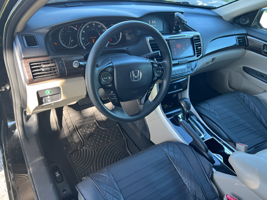 Used 2016 Honda Accord EX image 19