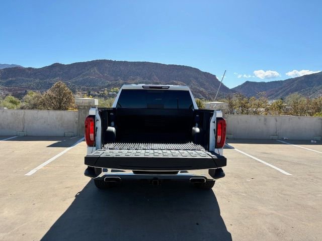 Used 2021 GMC Sierra 1500 SLT w/ SLT Premium Package AWD/4WD image 8