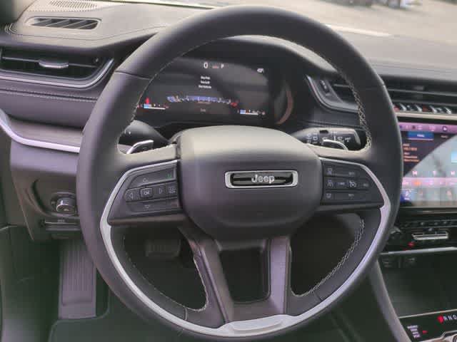 New 2025 Jeep Grand Cherokee L Limited w/ Luxury Tech Group II AWD/4WD image 25