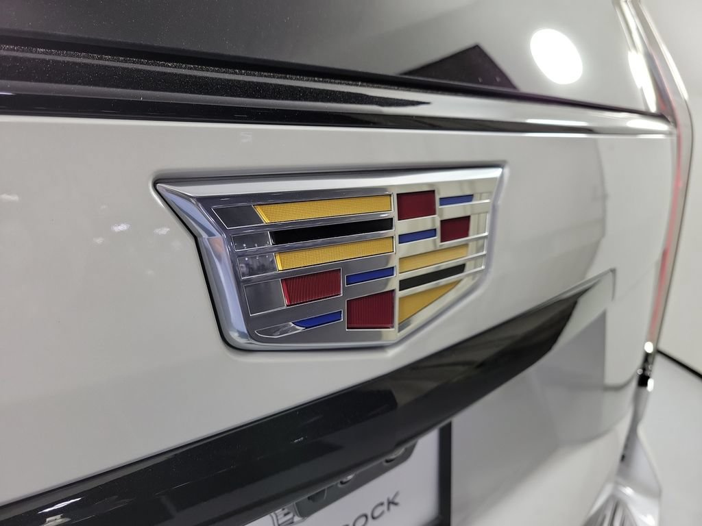 Certified 2025 Cadillac Escalade ESV Sport Platinum w/ LPO, Floor Liner Package AWD/4WD image 7
