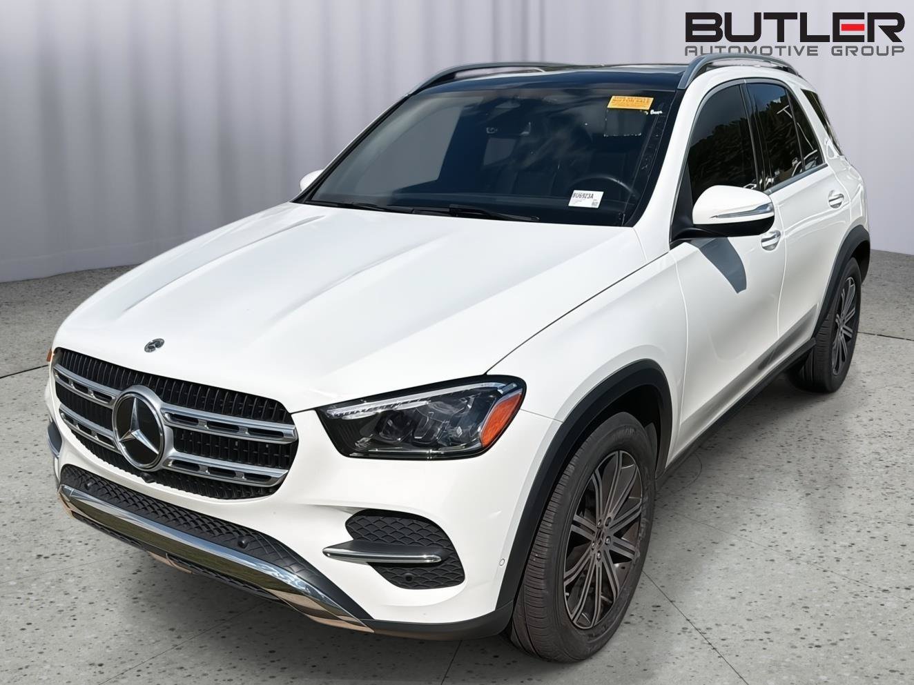 Used 2024 Mercedes-Benz GLE 350 4MATIC image 2