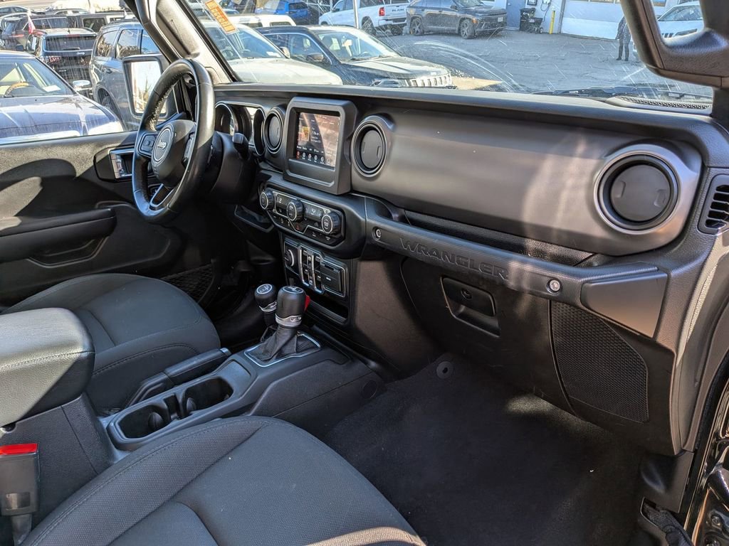 Used 2021 Jeep Wrangler Unlimited Willys image 22