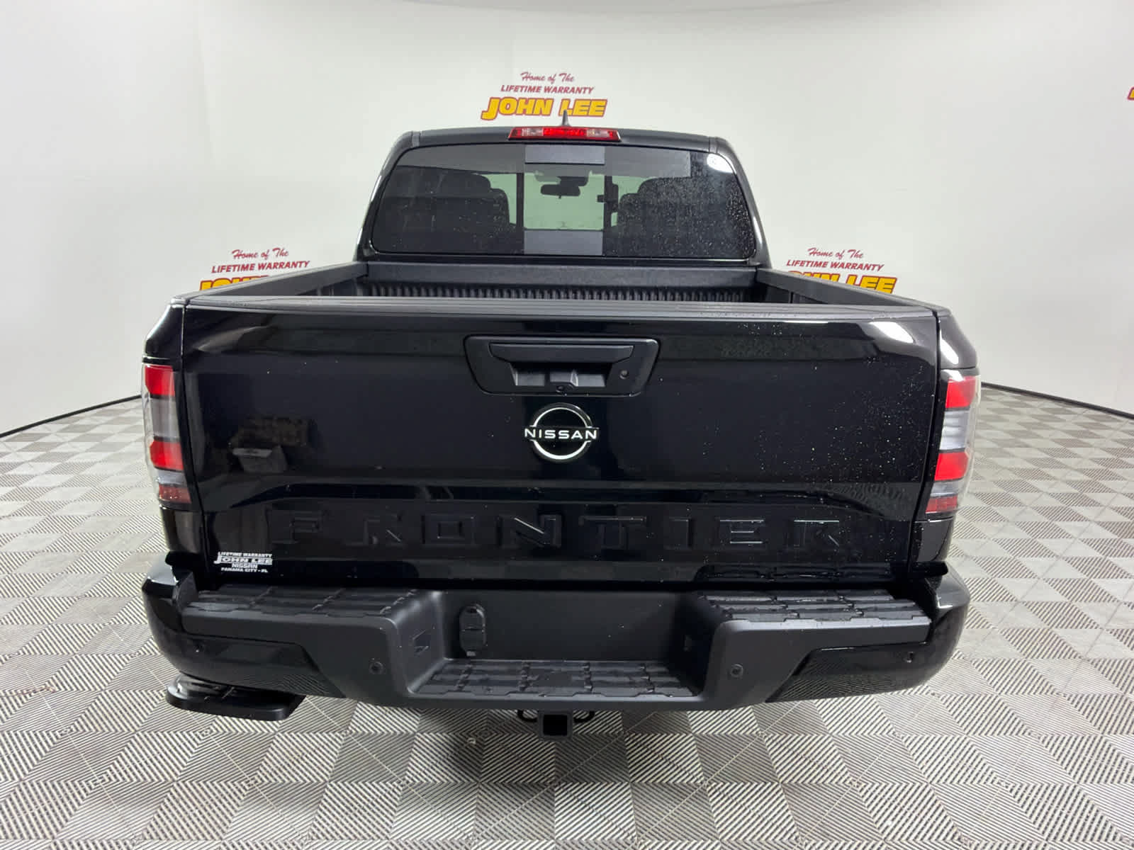 New 2026 Nissan Frontier SV w/ Tow Package RWD image 4