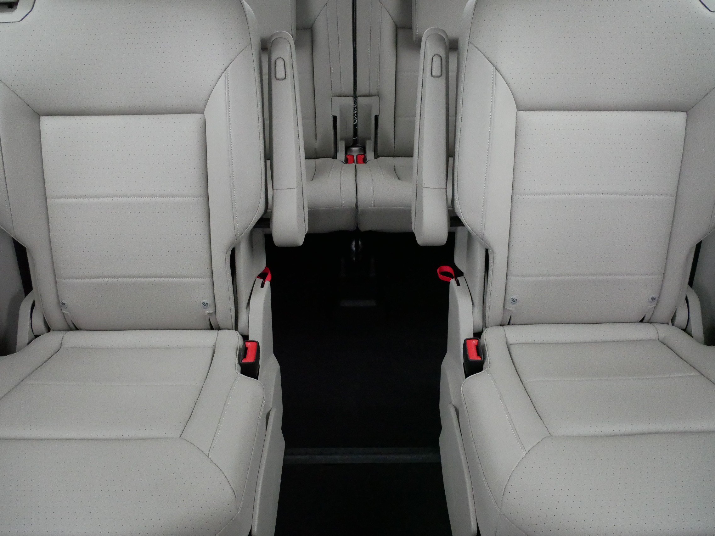 Certified 2023 Volkswagen Atlas SEL AWD/4WD image 13