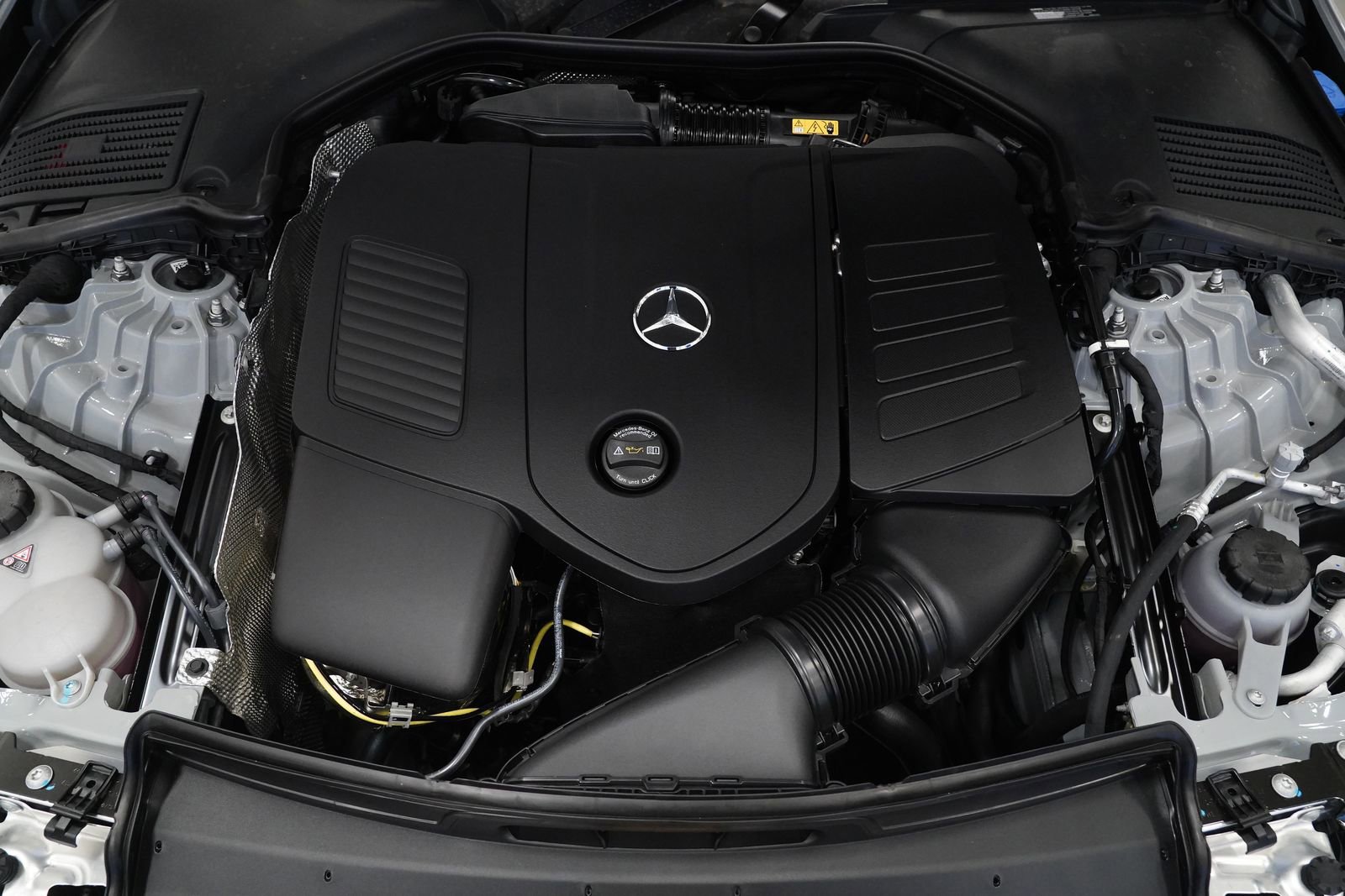 New 2026 Mercedes-Benz C 300 4MATIC Sedan image 32