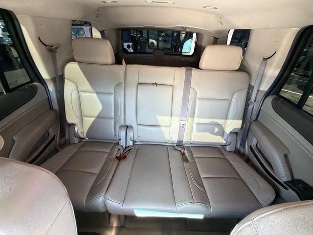 Used 2019 GMC Yukon SLT w/ HD Trailering Package AWD/4WD image 15