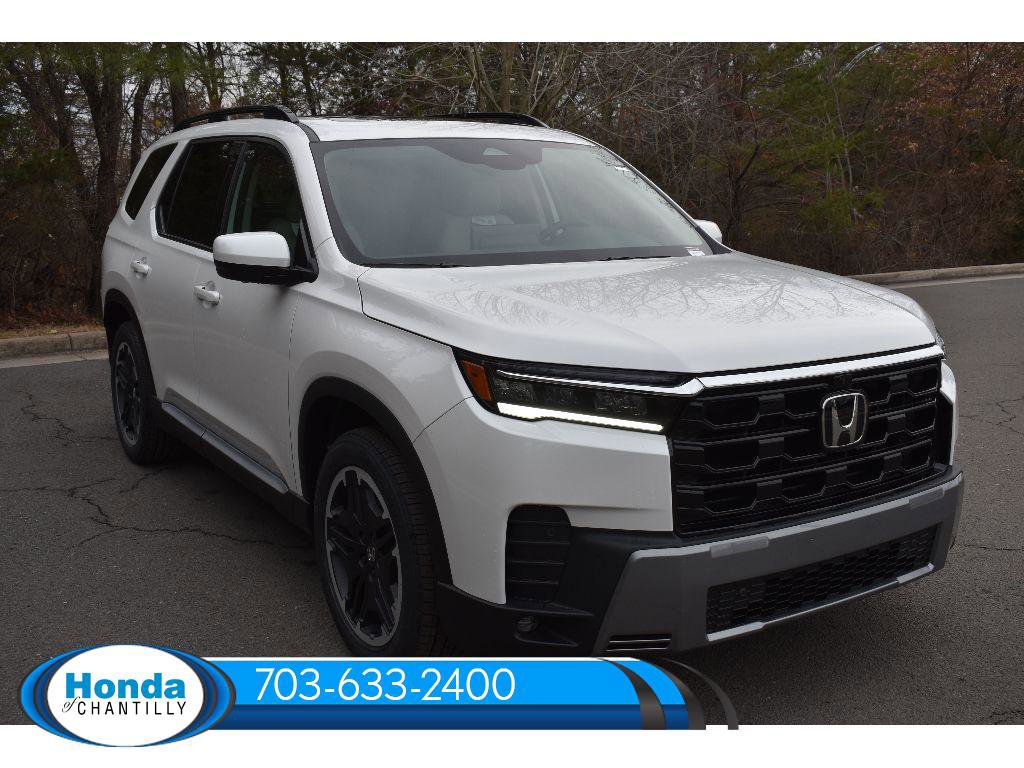 New 2026 Honda Pilot Touring image 1