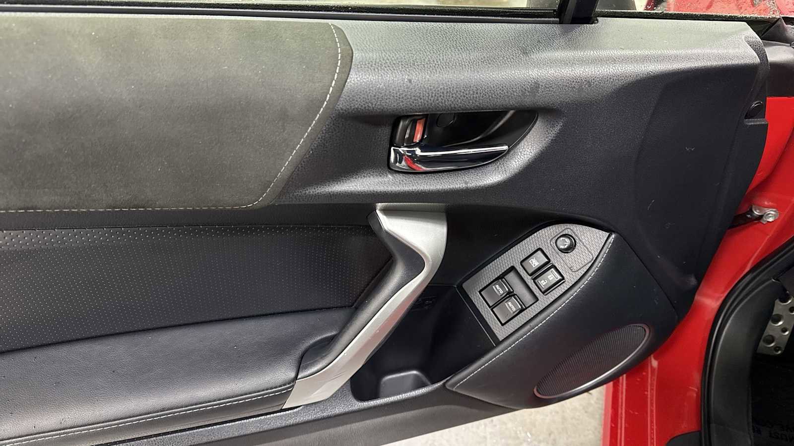 Certified 2017 Toyota 86 image 15