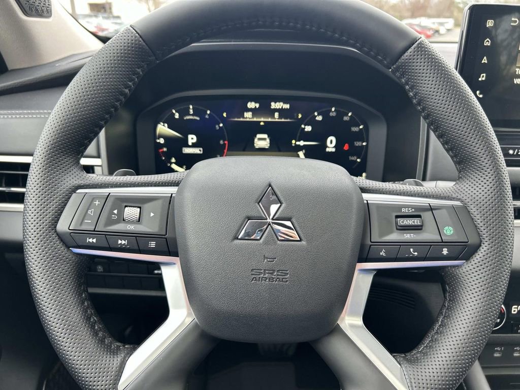 New 2026 Mitsubishi Outlander SE AWD/4WD image 32