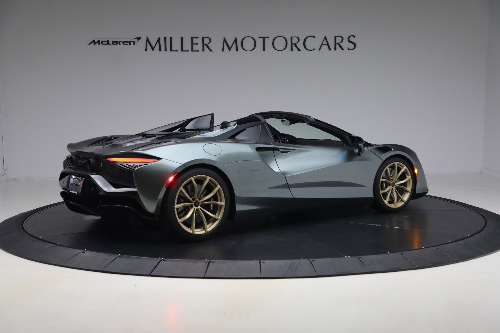 New 2026 McLaren Artura Spider image 7