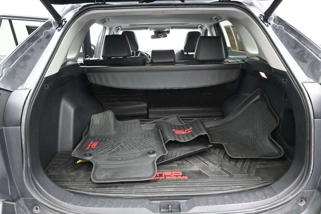 Certified 2020 Toyota RAV4 TRD Off-Road w/ TRD Off-Road Weather Package AWD/4WD image 30