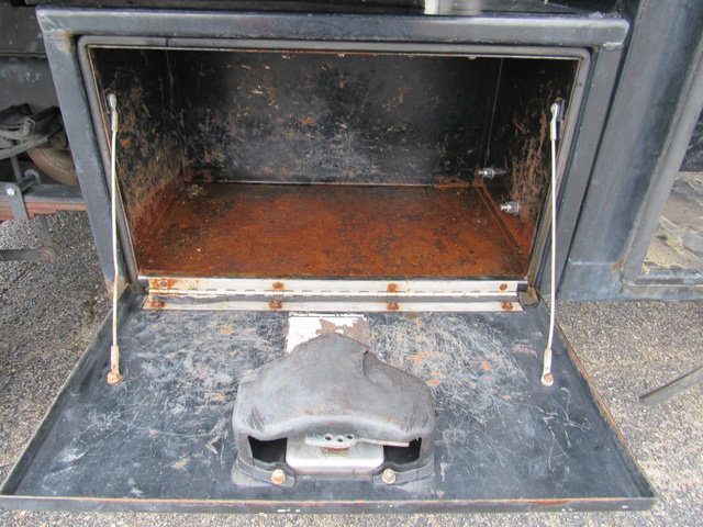 Used 2022 Ford F550 2WD SuperCab Super Duty image 19