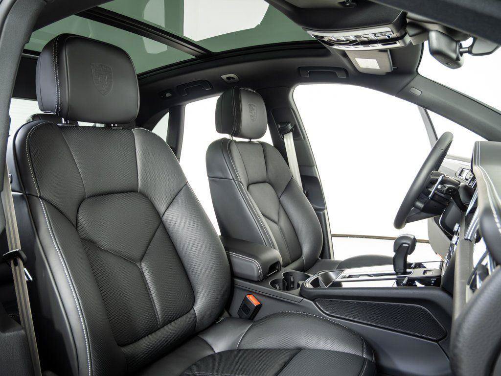 New 2026 Porsche Macan S AWD/4WD image 24