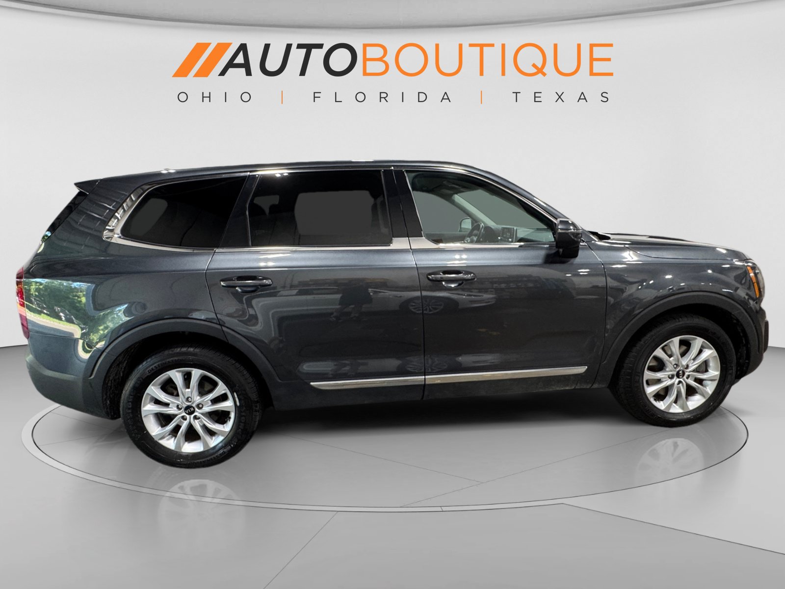 Used 2020 Kia Telluride LX AWD/4WD image 6