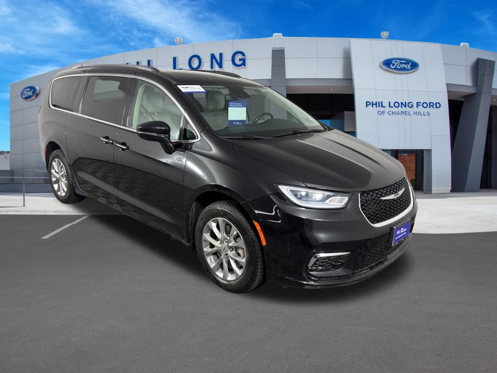 Used 2021 Chrysler Pacifica Touring-L AWD/4WD image 7